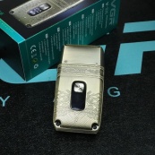 Профессиональная электробритва Шейвер VGR V-335 Shaver с тремя ножевыми блоками, бритва для бороды. Изображение №4 Профессиональная электробритва Шейвер VGR V-335 Shaver с тремя ножевыми блоками, бритва для бороды. Изображение №4