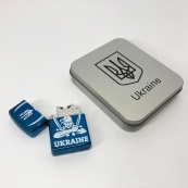 Дугова електроімпульсна запальничка USB Україна (металева коробка) HL-449. Колір: синій. Зображення №8