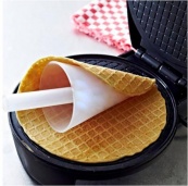 Вафельница DOMOTEC MS-7710, вафельница электрическая бытовая, электровафельница, мультипекарь вафельница. Изображение №5