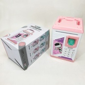 Копилка-сейф ROBOT BODYGUARD с кодовым замком отпечатком пальца и купюроприемником. Цвет: розовый. Изображение №13