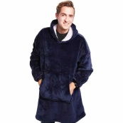 Плед толстовка с капюшоном и рукавами Huggle Hoodie оверсайз. Цвет: синий. Изображение №8