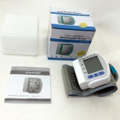 Автоматический запястный тонометр SmartTech CK-102S электронный для измерения давления. Изображение №2