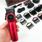 Професійна машинка для стрижки волосся VGR V-001 RED з дисплеєм 9000 об та 10 насадками (1,5-24 мм). Зображення №2