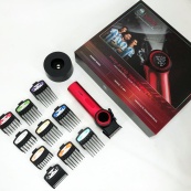 Професійна машинка для стрижки волосся VGR V-001 RED з дисплеєм 9000 об та 10 насадками (1,5-24 мм). Зображення №9