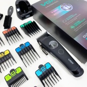 Акумуляторна машинка для стрижки VGR V-880C. Колір: чорний. Зображення №11