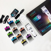 Акумуляторна машинка для стрижки VGR V-880C. Колір: білий. Зображення №12