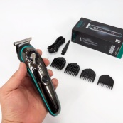 Машинка для стрижки волосся та бороди VGR V-075, Машинка для стрижки волосся домашня, Електромашинка. Зображення №18 Машинка для стрижки волосся та бороди VGR V-075, Машинка для стрижки волосся домашня, Електромашинка. Зображення №18