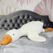 Гігантська м'яка плюшева іграшка Гусь-обіймусь 110 см білий подушка Гусь-обіймашка. Зображення №3 Гігантська м'яка плюшева іграшка Гусь-обіймусь 110 см білий подушка Гусь-обіймашка. Зображення №3
