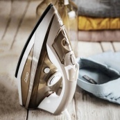 Утюг паровой с керамической подошвой Camry CR 5018 3000Вт. Изображение №2