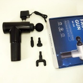 Акумуляторний масажер Fascial Gun KH-320 портативний ручний ударний м'язовий пістолет 4 насадки чорний. Зображення №14