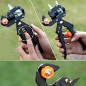 Професійний щеплювальний секатор Titan Professional Grafting Tool для обрізання та щеплення дерев. Зображення №5 Професійний щеплювальний секатор Titan Professional Grafting Tool для обрізання та щеплення дерев. Зображення №5