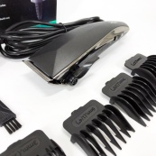 Професійна машинка для стрижки волосся VGR V-033 з функцією тримера та 4 насадками. Зображення №9 Професійна машинка для стрижки волосся VGR V-033 з функцією тримера та 4 насадками. Зображення №9