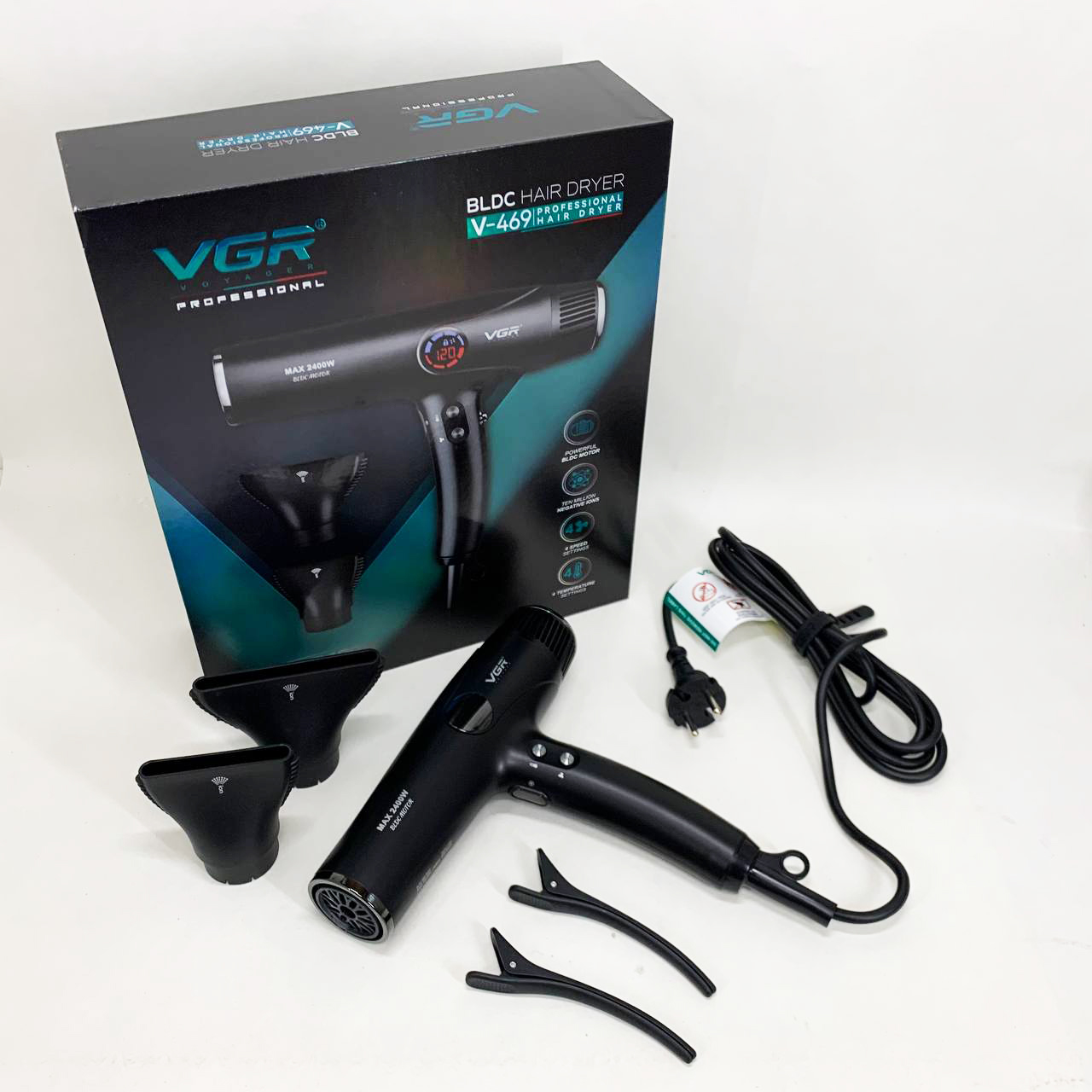 Фен VGR V-469 4 уровня обдува 4 уровня температуры 2 насадки 2400Вт Фен VGR V-469 4 уровня обдува 4 уровня температуры 2 насадки 2400Вт