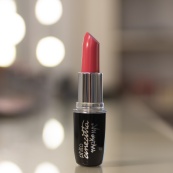 Помада Cinecitta №81 Насичений тепло-рожевий. Зображення №2