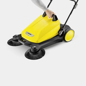 Підмітальна машина Karcher S 4 Twin. Зображення №2