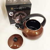 Емальований чайник Edenberg EB-12609 2.2л зі свистком Brown. Зображення №2 Емальований чайник Edenberg EB-12609 2.2л зі свистком Brown. Зображення №2