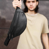 Бананка з натуральної шкіри, сумка чоловіча-жіноча барсетка чорна сумочка. Зображення №2 Бананка з натуральної шкіри, сумка чоловіча-жіноча барсетка чорна сумочка. Зображення №2