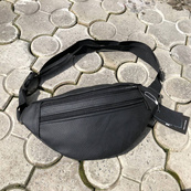 Бананка з натуральної шкіри, сумка чоловіча-жіноча барсетка чорна сумочка. Зображення №21 Бананка з натуральної шкіри, сумка чоловіча-жіноча барсетка чорна сумочка. Зображення №21