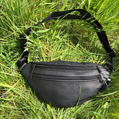 Бананка з натуральної шкіри, сумка чоловіча-жіноча барсетка чорна сумочка. Зображення №25 Бананка з натуральної шкіри, сумка чоловіча-жіноча барсетка чорна сумочка. Зображення №25