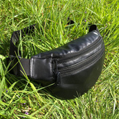 Сумка на пояс из эко-кожи. Сумка через плечо. Бананка мужская, женская Black. Изображение №24