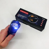 Багатофункціональний тактичний електро ліхтарик з відлякувачем Police BL-1102. Зображення №2 Багатофункціональний тактичний електро ліхтарик з відлякувачем Police BL-1102. Зображення №2