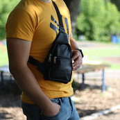 Сумка з натуральної шкіри, слінг чоловічий чорний, барсетка, крос боді, Практична сумка-месенджер. Зображення №4 Сумка з натуральної шкіри, слінг чоловічий чорний, барсетка, крос боді, Практична сумка-месенджер. Зображення №4