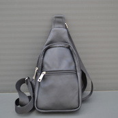 Сумка з натуральної шкіри, слінг чоловічий чорний, барсетка, крос боді, Практична сумка-месенджер. Зображення №9 Сумка з натуральної шкіри, слінг чоловічий чорний, барсетка, крос боді, Практична сумка-месенджер. Зображення №9