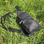 Сумка з натуральної шкіри, слінг чоловічий чорний, барсетка, крос боді, Практична сумка-месенджер. Зображення №18 Сумка з натуральної шкіри, слінг чоловічий чорний, барсетка, крос боді, Практична сумка-месенджер. Зображення №18