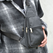 Сумка з натуральної шкіри, слінг чоловічий чорний, барсетка, крос боді, Практична сумка-месенджер. Зображення №24 Сумка з натуральної шкіри, слінг чоловічий чорний, барсетка, крос боді, Практична сумка-месенджер. Зображення №24
