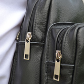 Сумка з натуральної шкіри, слінг чоловічий чорний, барсетка, крос боді, Практична сумка-месенджер. Зображення №25 Сумка з натуральної шкіри, слінг чоловічий чорний, барсетка, крос боді, Практична сумка-месенджер. Зображення №25