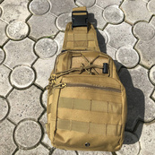 Качественная тактическая сумка, укрепленная мужская сумка рюкзак тактическая слинг. Цвет: койот. Изображение №36