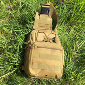 Качественная тактическая сумка, укрепленная мужская сумка рюкзак тактическая слинг. Цвет: койот. Изображение №38