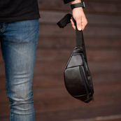 Сумка на пояс. Сумка через плече. бананка чоловіча / жіноча. Колір чорний. Зображення №15