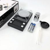 Весы ювелирные высокоточные до 100г, 0.001г точность, 8028, весы для взвешивания золота, веса карманные. Изображение №6 Весы ювелирные высокоточные до 100г, 0.001г точность, 8028, весы для взвешивания золота, веса карманные. Изображение №6