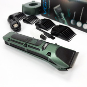 Аккумуляторная беспроводная машинка для стрижки волос VGR V-696 с LED дисплеем и ТУРБО режимом. Изображение №10