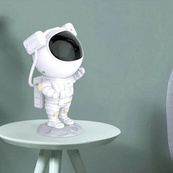 Ночник Проектор Астронавт звездного неба и галактики Космонавт 8 режимов с пультом ДУ. Изображение №6