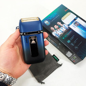 Електробритва-шейвер VGR V-362 чоловіча професійна для сухого гоління з тримером. Колір: синій. Зображення №18