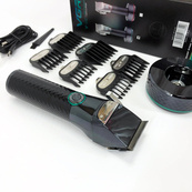 Профессиональная беспроводная машинка для стрижки VGR V-682 триммер для волос, бороды и усов на подставке. Изображение №18