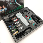 Профессиональная машинка для стрижки волос VGR V-001 с дисплеем 9000 об/мин и 10 насадками (1,5-24 мм). Изображение №18