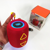 Портативна колонка TG655 5W з RGB підсвічуванням та ремінцем, бездротова колонка потужна. Колір: червоний. Зображення №3