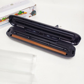 Вакуумний пакувальник автоматичний з дисплеєм Vacuum sealer NEW BLACK. Зображення №6