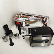 Електром'ясорубка Adler AD 4813 насадка-терка, овочерізка, насадка для ковбаси 2000Вт. Зображення №3