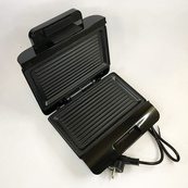 Бутербродниця MAGIO MG-378 750 Вт з антипригарним покриттям, Настільний гриль електричний-притискний. Зображення №5