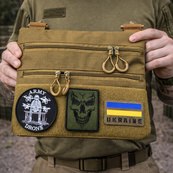 Тактическая сумка через плечо с панелью для патчей Cordura койот. Изображение №39