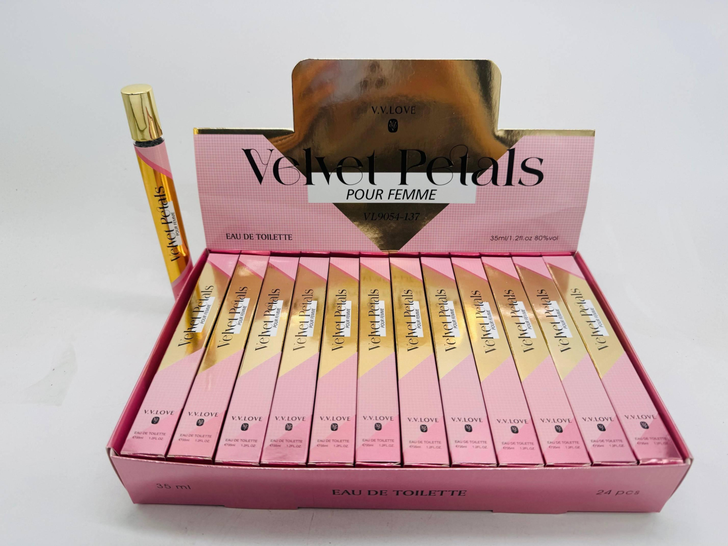 Туалетна вода V.V.Love Velvet Petals Pour Femme жіноча 35 мл VL9054-137 Туалетна вода V.V.Love Velvet Petals Pour Femme жіноча 35 мл VL9054-137