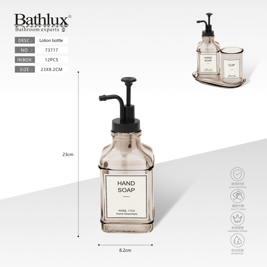 Скляний дозатор для мила Bathlux 500мл - квадратна пляшка кольору хакі з помпою Скляний дозатор для мила Bathlux 500мл - квадратна пляшка кольору хакі з помпою