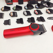 Набір VGR 2 в 1 V-001 V-977 RED, акумуляторна машинка для стрижки та триммер. Колір: червоний. Зображення №9