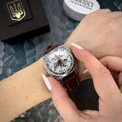 Awarder 021 Де б не була Silver-Silver-Brown. Зображення №3