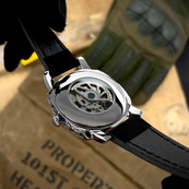 Awarder 021 Де би не була Silver-Silver-Black. Зображення №4