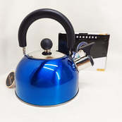 Чайник Edenberg EB-1346 із нержавіючої сталі зі свистком 2.5л Blue. Зображення №6 Чайник Edenberg EB-1346 із нержавіючої сталі зі свистком 2.5л Blue. Зображення №6